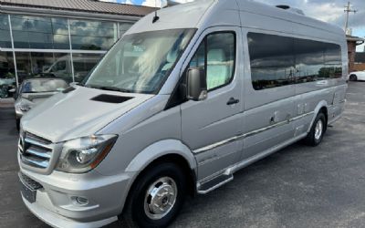2017 Mercedes-Benz Airstream Interstate 