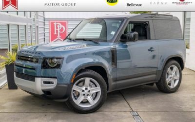 2023 Land Rover Defender SE