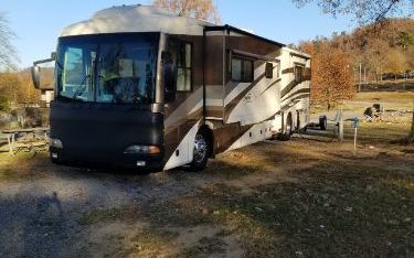 Photo of a 2003 Fleetwood American Tradition M-40W Class A for sale