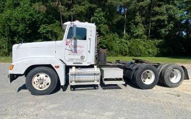 Photo of a 1995 Freightliner USF-1E Day Cab Trucks for sale
