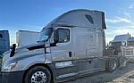 2019 CASCADIA 126 Thumbnail 1