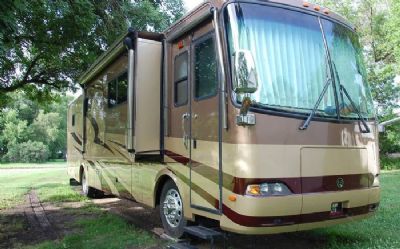 Photo of a 2005 Holiday Rambler Endeavor 40DST Class A - Diesel for sale
