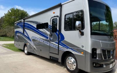 Photo of a 2022 Holiday Rambler Vacationer 33C Class A - Diesel for sale