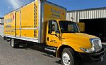 2008 BobTail Box Truck Thumbnail 1