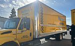 2008 BobTail Box Truck Thumbnail 6