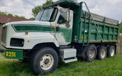 Photo of a 2005 International Paystar Dump Truck for sale