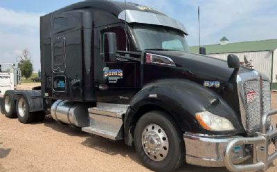 Photo of a 2020 Kenworth T680 Sleeper Trucks for sale