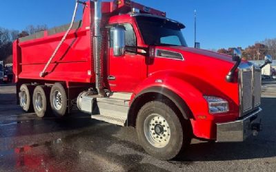 Photo of a 2024 Kenworth T880 Sleeper Trucks for sale