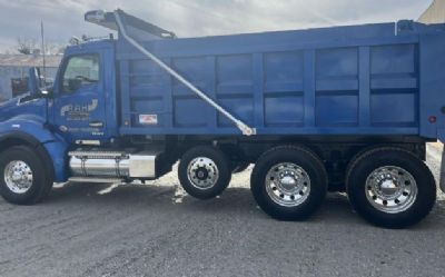 Photo of a 2025 Kenworth T880 Dump Truck for sale