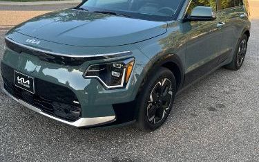 Photo of a 2023 Kia Niro EV Wave for sale