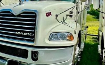 Photo of a 2016 Mack Pinnacle CXU613 for sale
