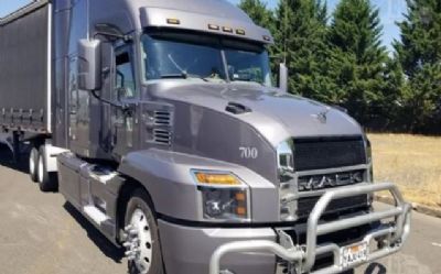 Photo of a 2019 Mack Anthem 64T for sale