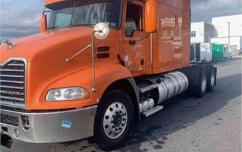 Photo of a 2016 Mack Pinnacle CXU613 Commercial Trucks for sale