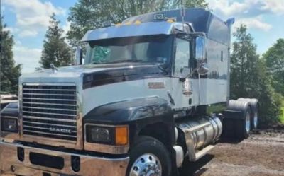 Photo of a 2018 Mack Pinnacle CHU613 for sale