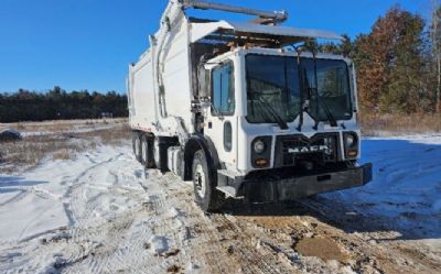 Photo of a 2018 Mack MRU 613 Garbage Truck for sale
