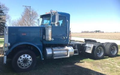 Photo of a 2013 Peterbilt 388 Day Cab Trucks for sale