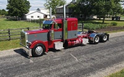 Photo of a 2023 Peterbilt 389 Sleeper Trucks for sale