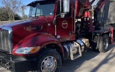 Photo of a 2013 Peterbilt 337 Grapple Truck for sale