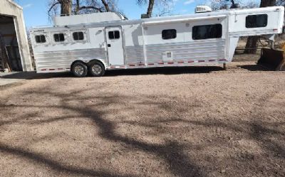 Photo of a 2007 Platinum 3 Horse Trailer With Living Quarters Horse Trailer for sale