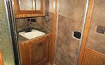 2014 4 Horse Trailer with Living Quarters Thumbnail 17