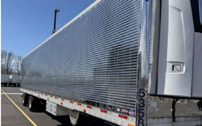 Photo of a 2015 Utility 3000R Reefer Trailer for sale
