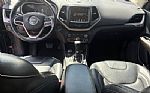 2018 Cherokee Thumbnail 15