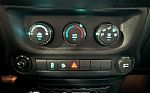 2014 Wrangler Thumbnail 30