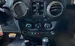 2014 Wrangler Thumbnail 32