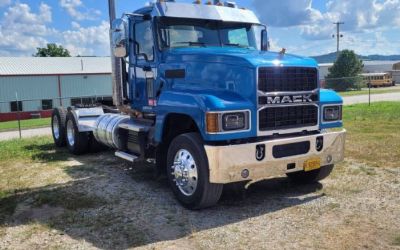 Photo of a 2024 Mack P164T Day Cab for sale