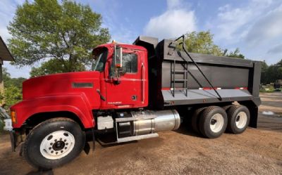 Photo of a 2012 Mack Pinnacle CHU613 for sale