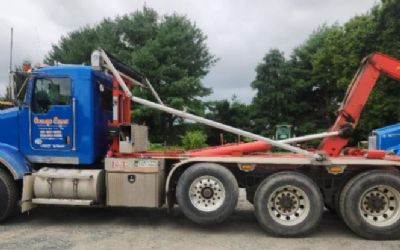 Photo of a 2017 Kenworth T800 Hook Lift Truck for sale