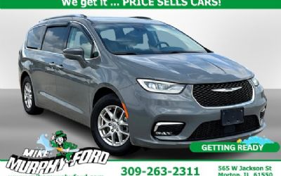 Photo of a 2021 Chrysler Pacifica Touring L for sale