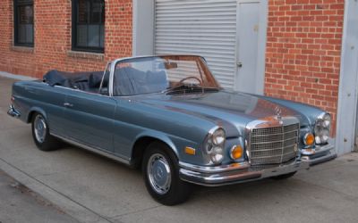 Photo of a 1971 Mercedes-Benz 280SE 3.5 for sale