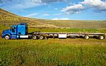 2013 T660 Sleeper Semi Truck Thumbnail 5