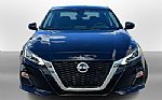 2022 Altima Thumbnail 3