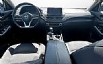2022 Altima Thumbnail 14