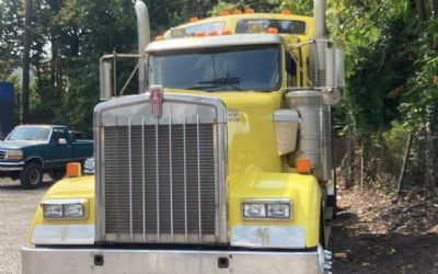 Photo of a 2013 Kenworth W900L for sale