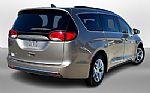 2017 Pacifica Thumbnail 11