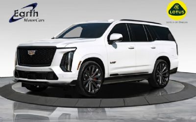 Photo of a 2025 Cadillac Escalade V-Series 682HP Super Cruise Night Vision 55 Curved Screen for sale