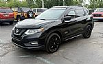 2017 Rogue SV AWD Thumbnail 3