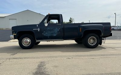 1986 Chevrolet C/K 30 Regular Cab 4WD