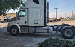2019 Cascadia 113 Thumbnail 2