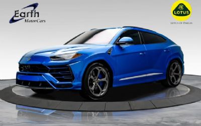 Photo of a 2019 Lamborghini Urus for sale