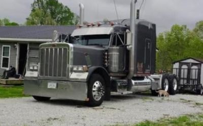Photo of a 2000 Peterbilt 379 for sale