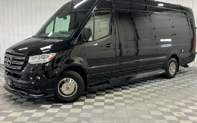 Photo of a 2020 Mercedes-Benz Sprinter 3500 XD Cargo for sale