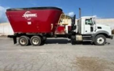 Photo of a 2015 Mack Granite GU813 for sale