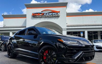 Photo of a 2024 Lamborghini Urus S SUV for sale
