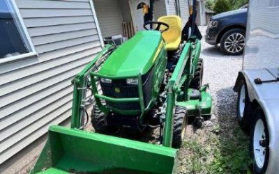 Photo of a 2023 John Deere 1023E Tractor for sale