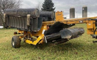 Photo of a 2014 Oxbo 334 for sale