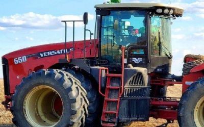 Photo of a 2013 Versatile 550 Tractor for sale